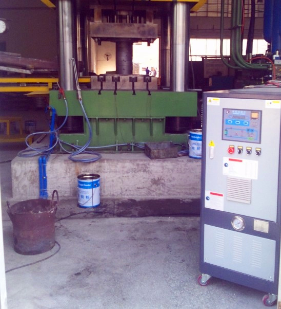 模溫機(jī)模壓成型機(jī)專用溫控機(jī)