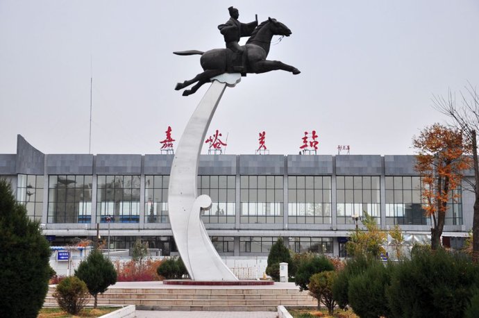 西安到嘉峪關(guān)物流專線公司/2025